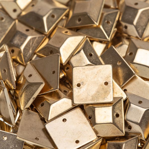 CHATON-QUADRADO-12MM-C-FURO---Montinho