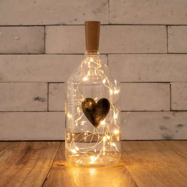 Garrafa-Decorada-Coracao-Preto-Led-Branco-Quente--amarelo-