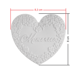 Aplique-Em-Resina-Coracao-Flores-Memories-83x8-CM-medidas.png